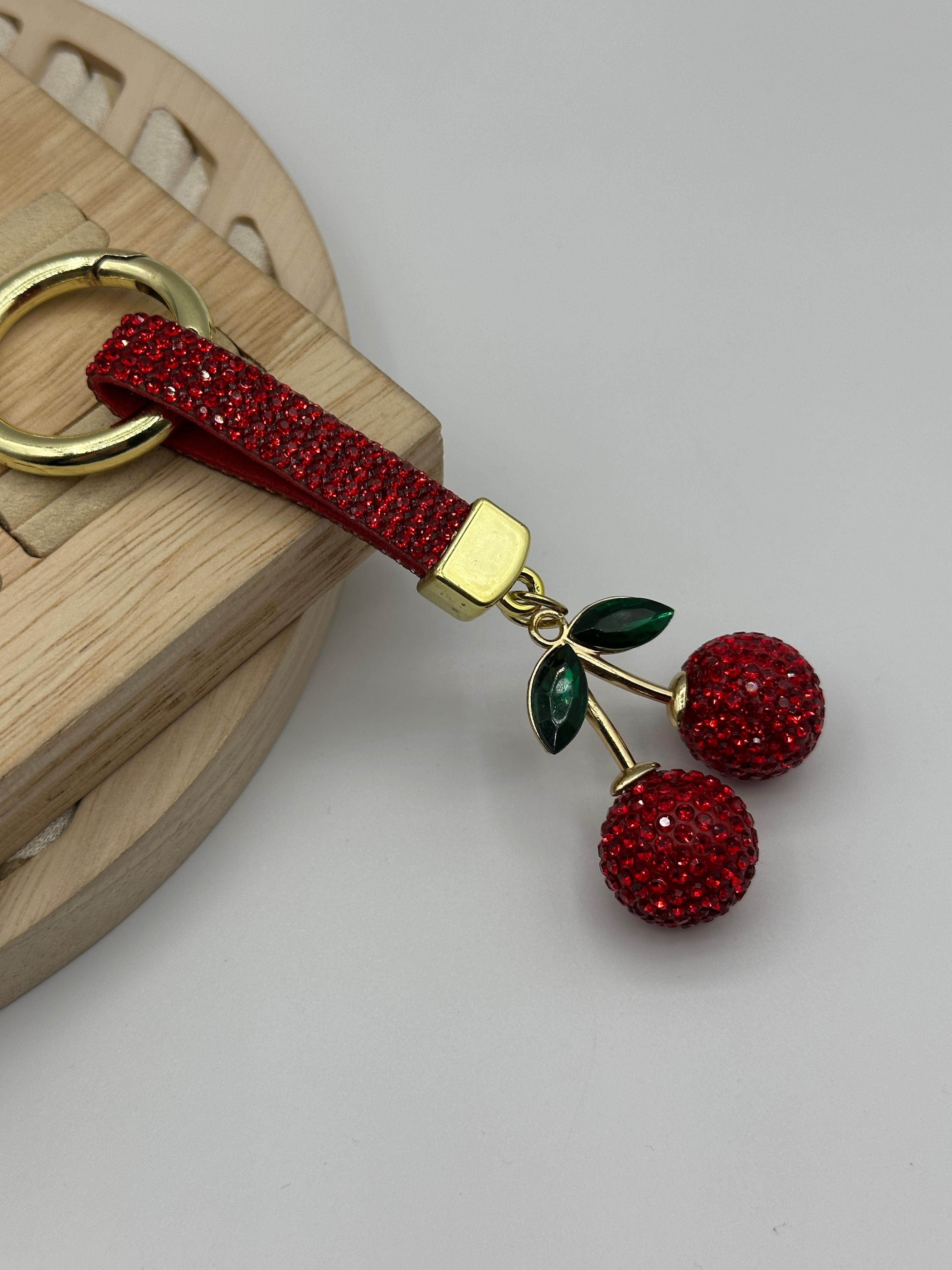 CHERRY LOVE ANAHTARLIK